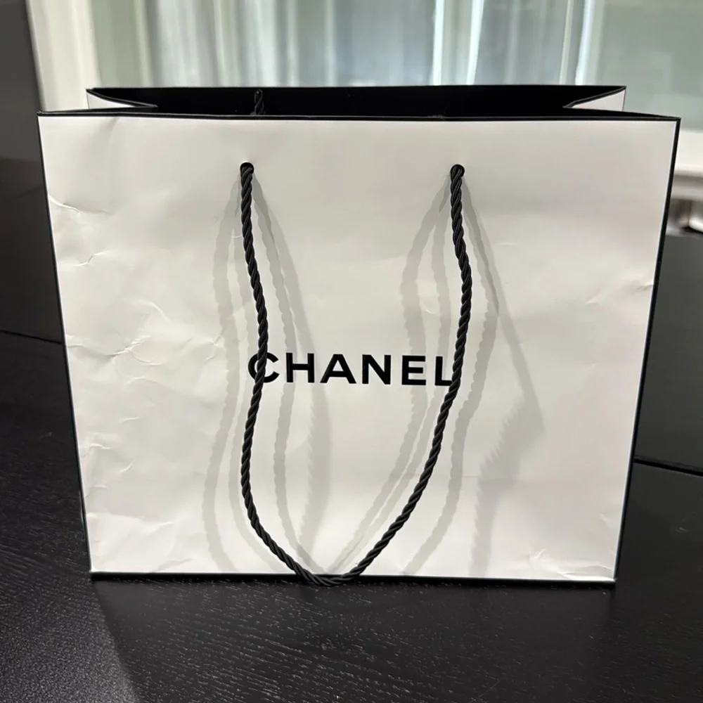 Chanel Classic White Shopping Gift Display Bag